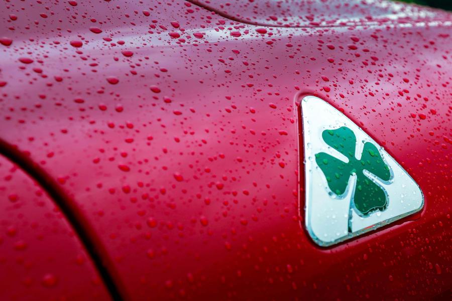 Детали экстерьера Alfa Romeo Giulia Quadrifoglio (952) 2017 года  (CN) (фото 11 из 12)